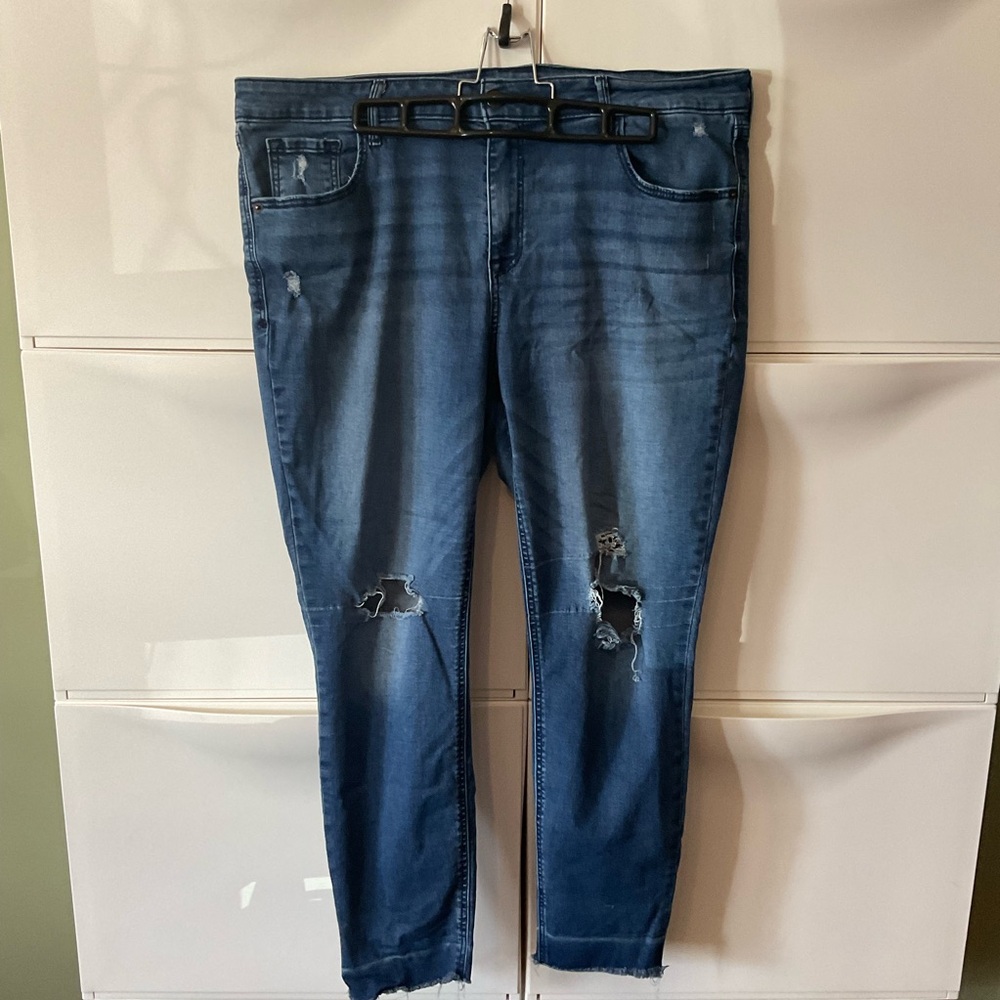 Blue Distressed Jeans